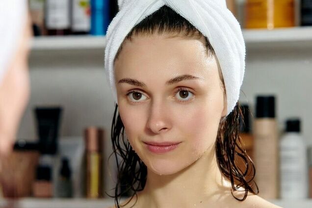 Яку косметику не можна зберігати у ванній, навіть якщо дуже хочеться