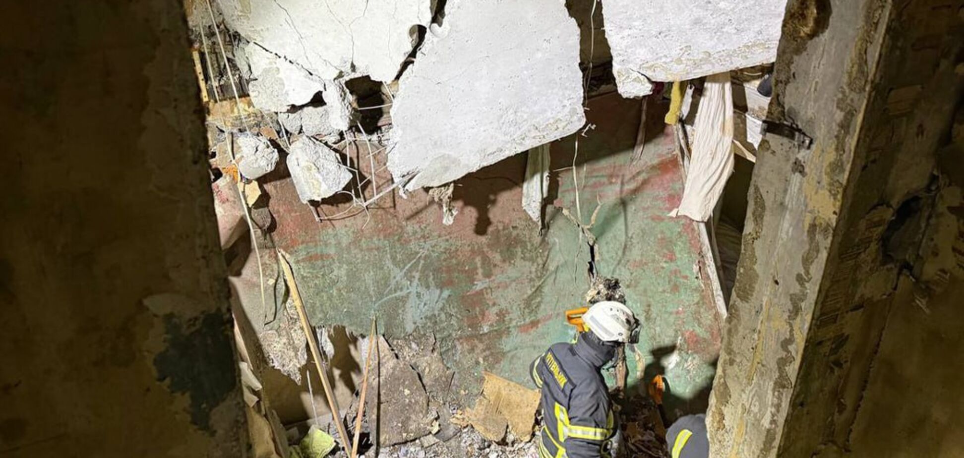 У Харкові пролунав вибух у багатоповерхівці: є загиблі та постраждалі