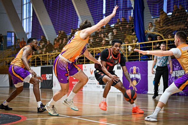 'Кривбасс' вырвал победу у Старого Луцка в Суперлиге GGBET