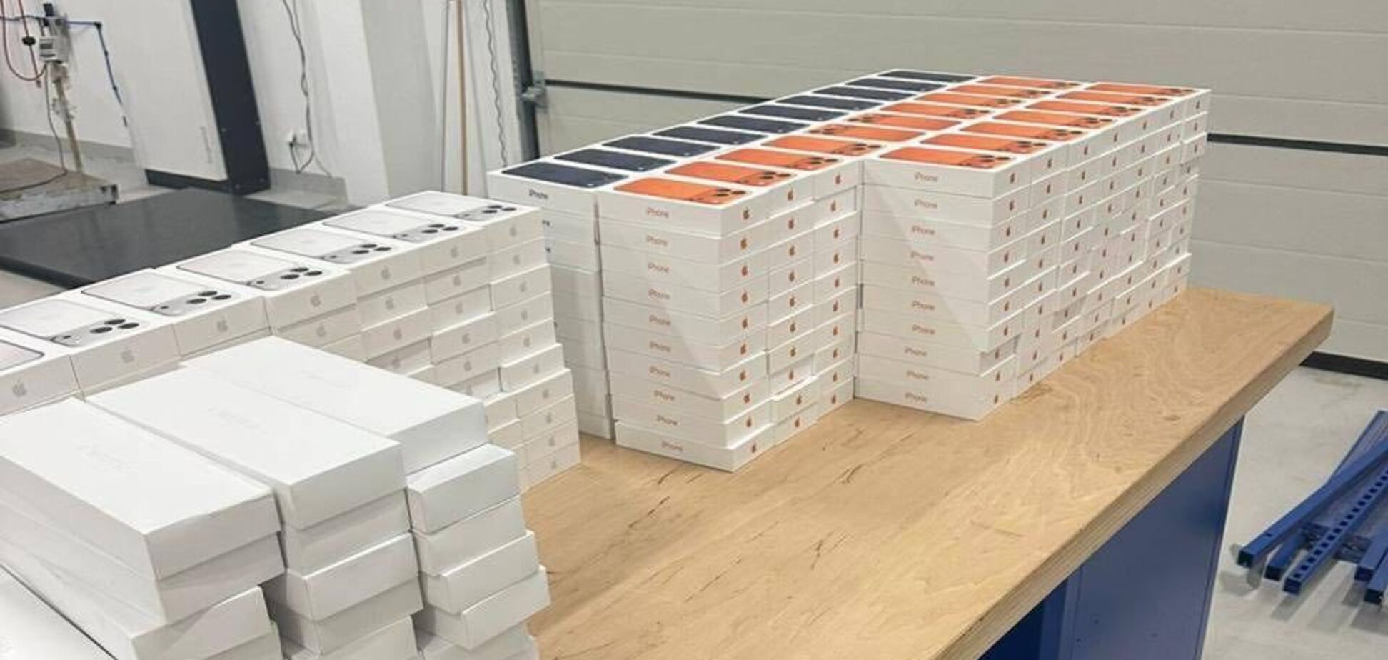 Контрабанда iPhone: призываю руководство БЭБ навести наконец порядок на рынке