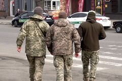 Побили військовозобов'язаного до смерті: у Дніпрі поліція затримала трьох працівників ТЦК