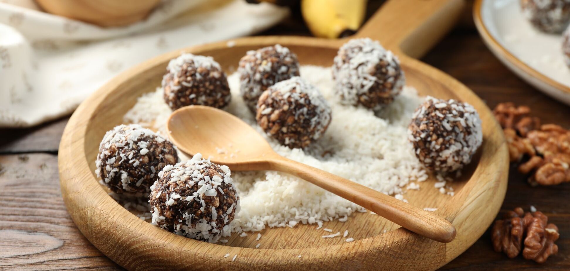 Домашние конфеты к чаю: как приготовить вкусный десерт всего из четырех ингредиентов