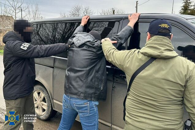 Співробітниця суду, експрацівник оборонного заводу і не лише: СБУ викрила 8 колаборантів у різних областях. Фото