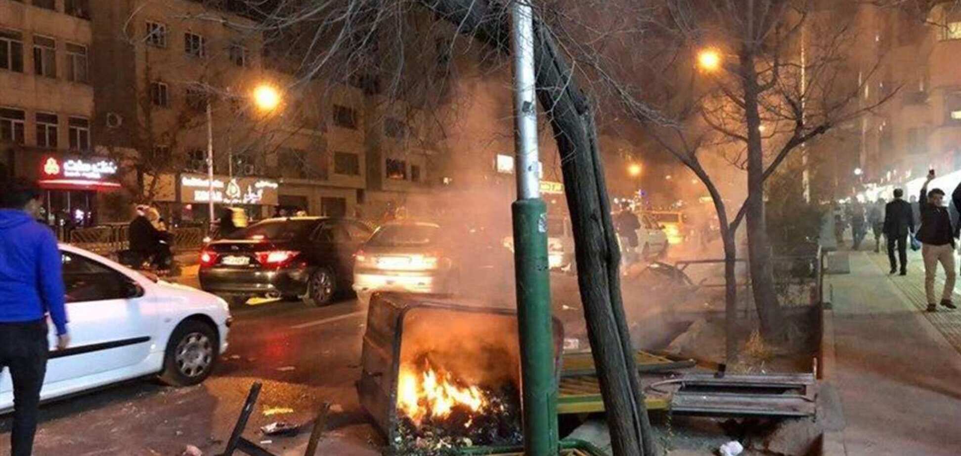 В Ірані у новій хвилі протестів гинуть люди