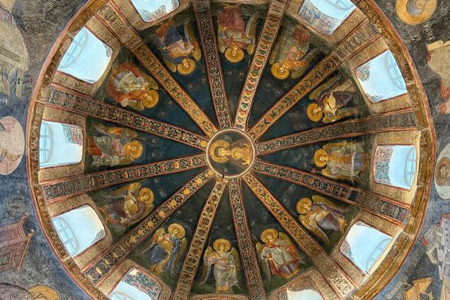 Яке свято відзначають 4 січня в Україні: все про цей день