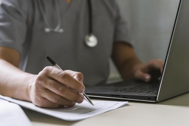 Медична довідка ціною здоров'я: чому лікарі можуть відмовитися від дозволів на екстрим