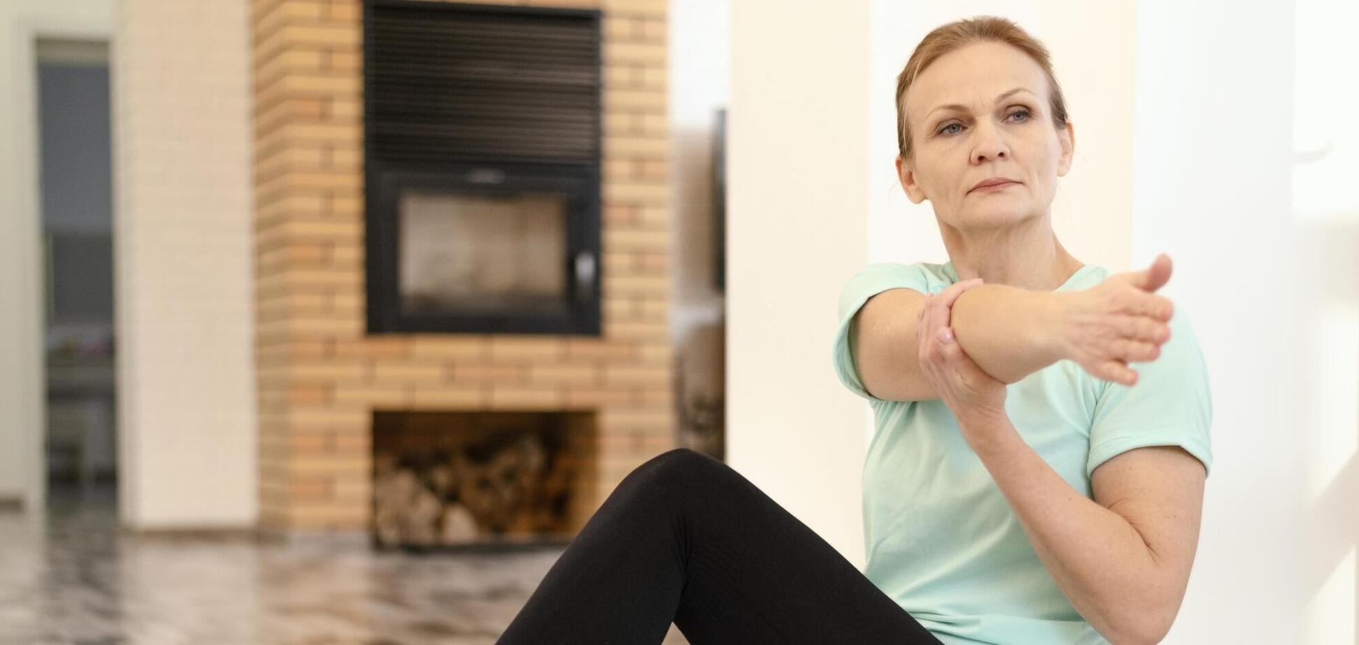 10 минут утром вместо часа кардио: простые привычки, которые меняют талию после 50. Видео