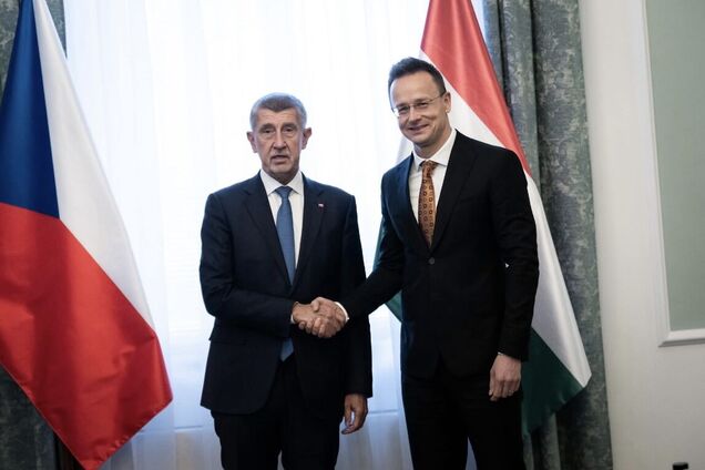 'Двостороннє питання': Сіярто заявив, що Угорщина не підтримає спільну позицію ЄС щодо Гренландії