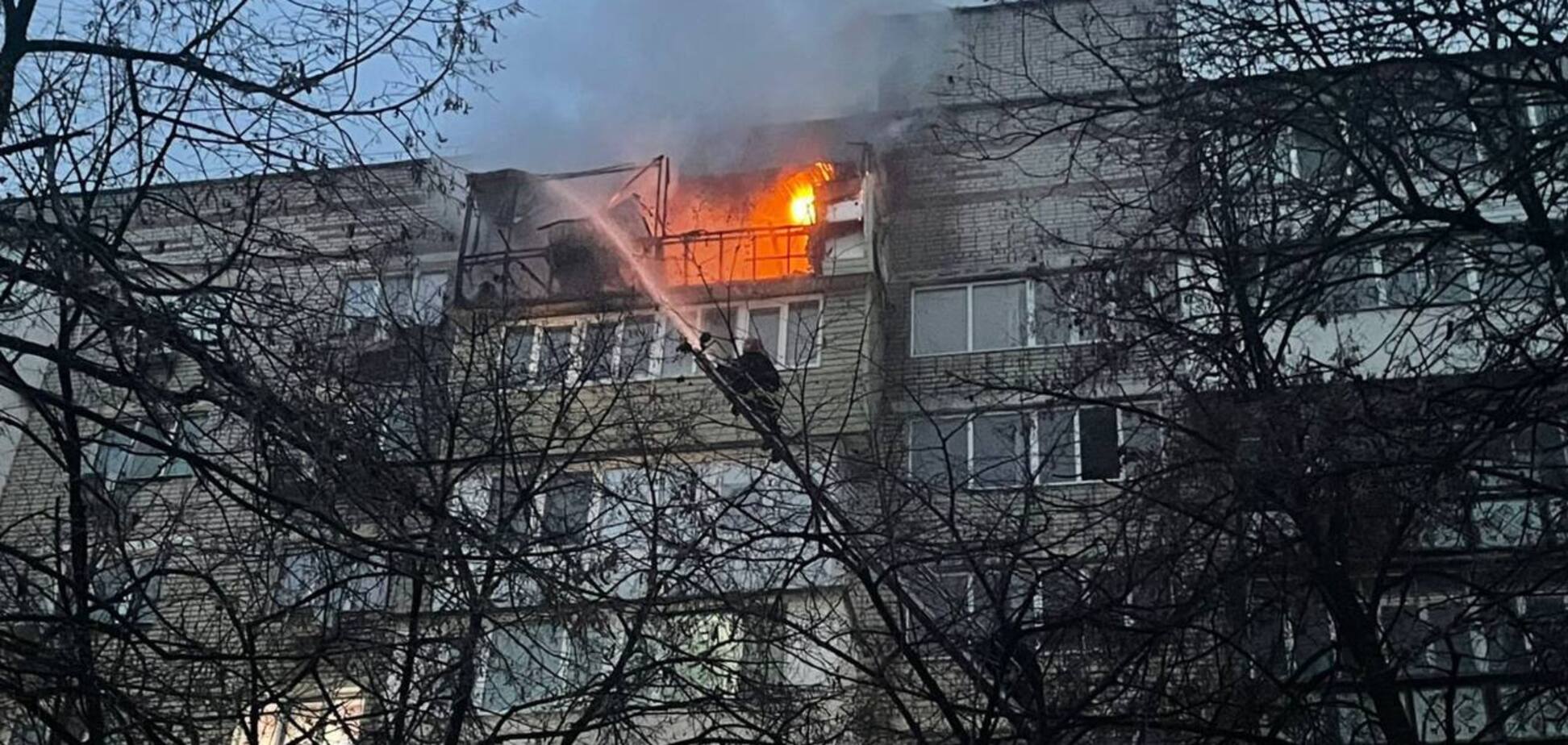 Окупанти вдарили по Одещині: є влучання у багатоповерхівку, пошкоджено об'єкт енергетики. Фото