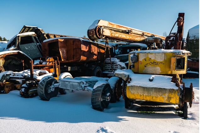 Робот 'Joker', машины и вертолеты: как сейчас выглядит техника, которую привлекали к ликвидации аварии на ЧАЭС. Фото