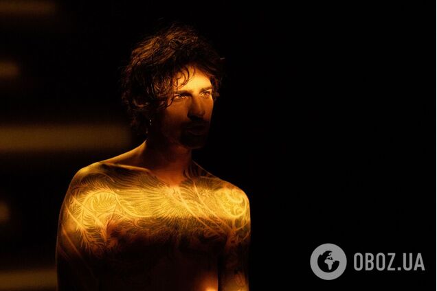 'В обіймах': Володимир Дантес презентував саундтрек до еротичного трилеру 'Всі відтінки спокуси'