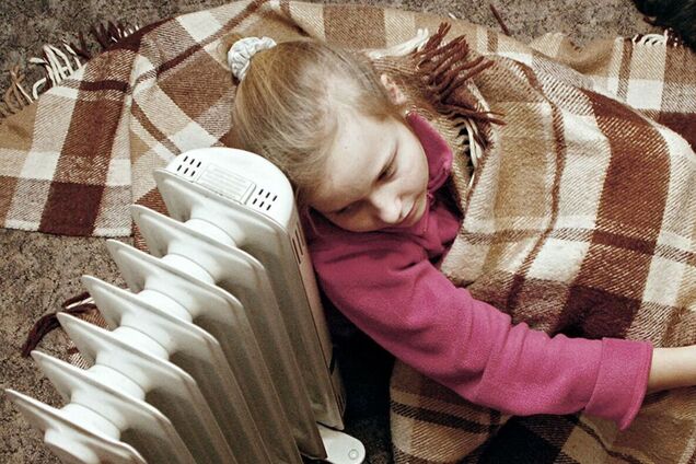 В Киеве после ночной атаки 4 тыс. домов остаются без отопления: Шмыгаль сказал, когда начнут давать тепло