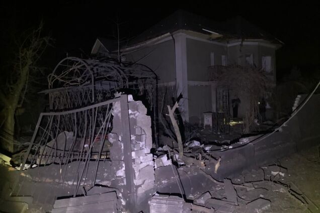 Окупанти вдарили по Дніпропетровщині: загинули люди, є постраждала. Фото