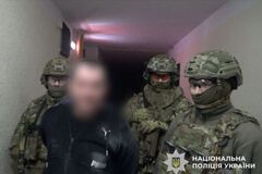 На Київщині невідомий вистрілив у голову перехожому: поліцейські затримали зловмисника 'за гарячим слідом'. Фото