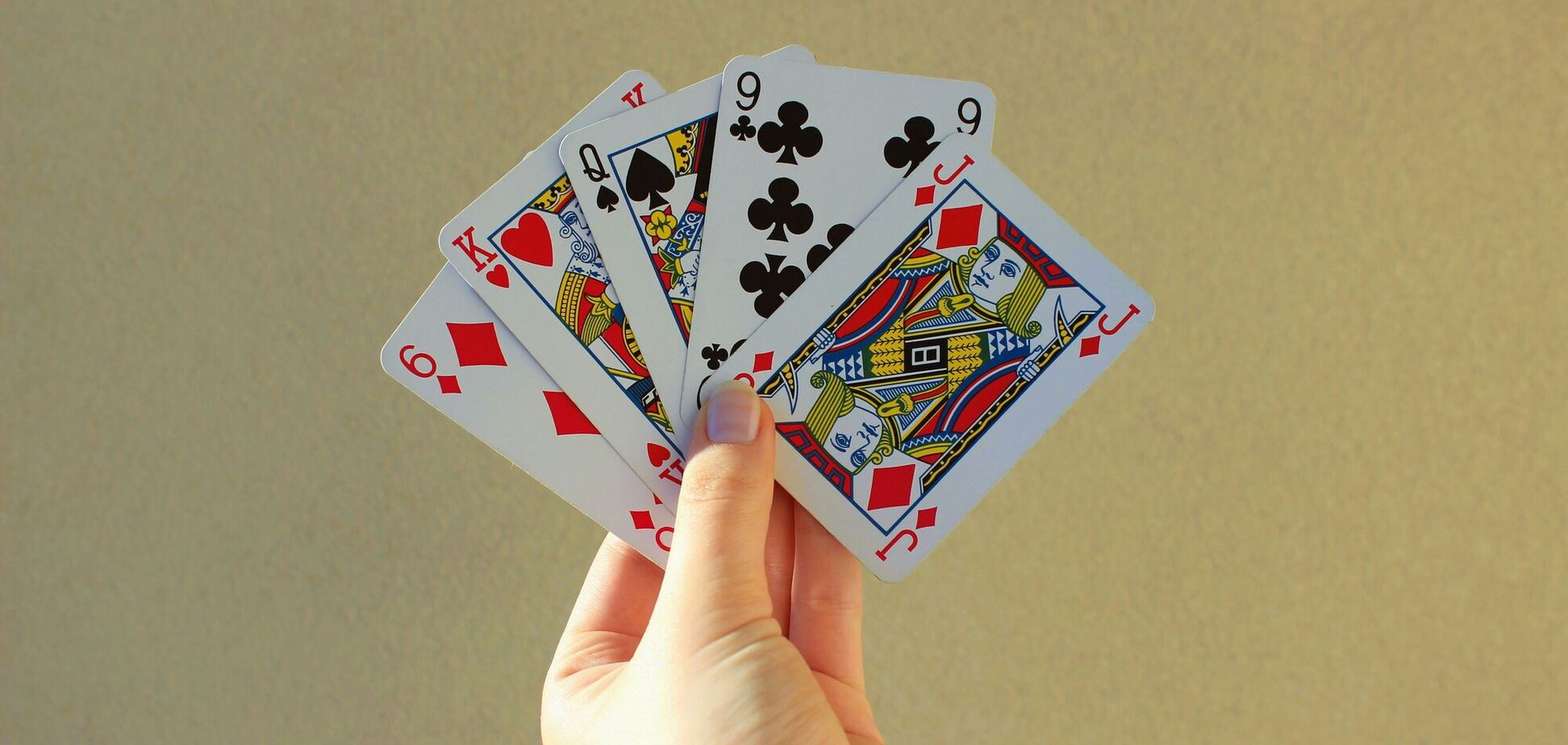 Как назвать на украинском 'пиковую даму': мало кто знает