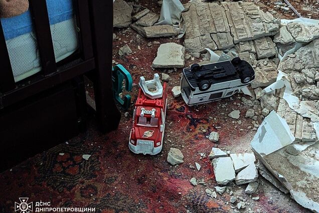 'Сестра злякалася': 15-річний хлопець розповів про момент удару РФ по Кривому Рогу. Відео