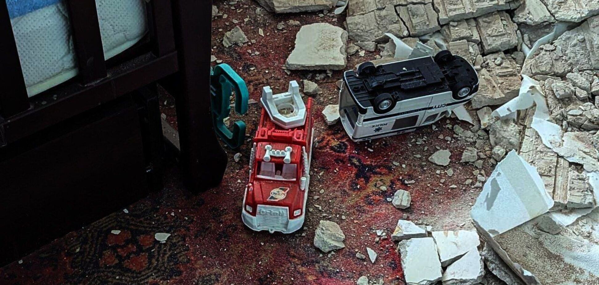 'Сестра злякалася': 15-річний хлопець розповів про момент удару РФ по Кривому Рогу. Відео