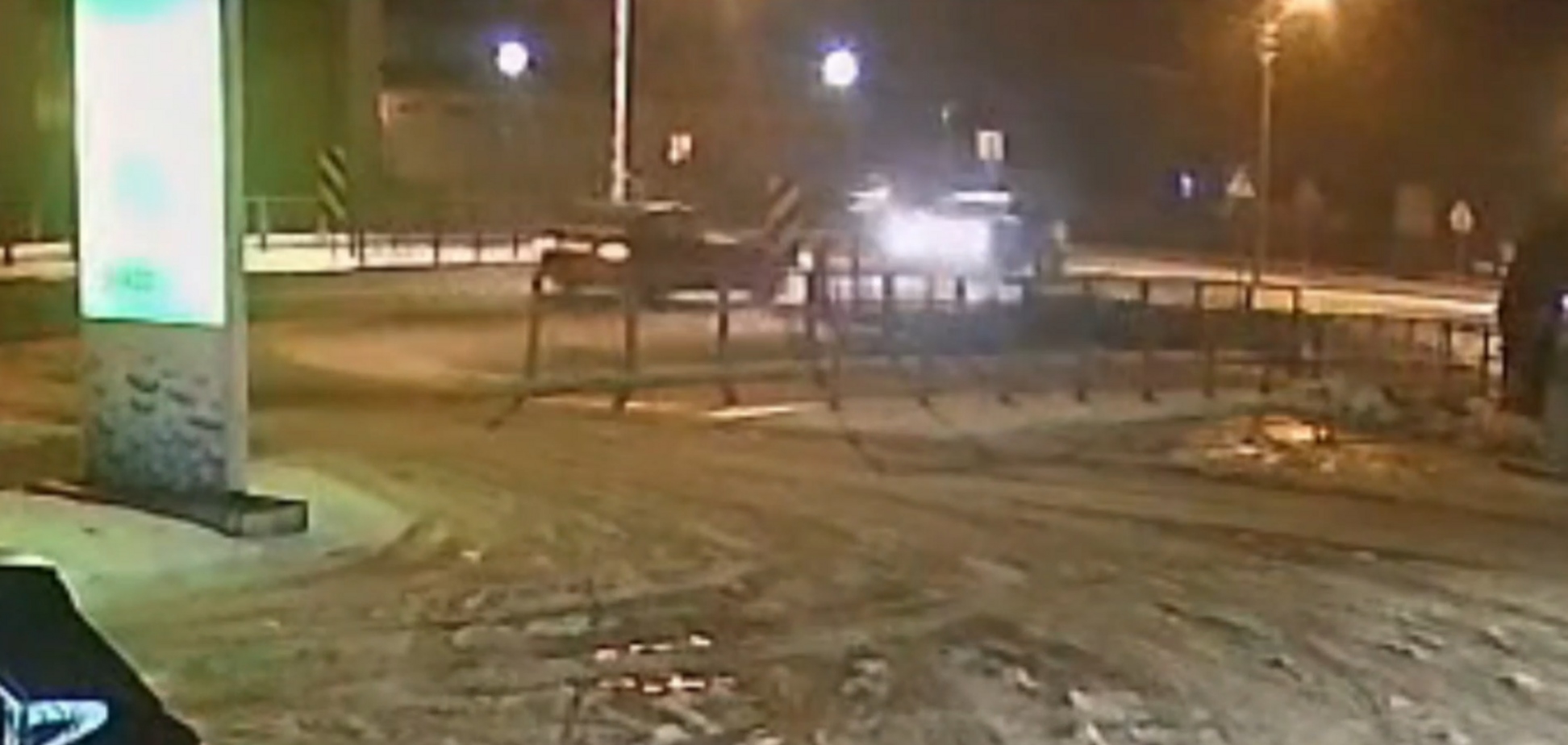 В Польше пьяный водитель сбил 18-летнюю украинку на пешеходном переходе и скрылся: момент аварии попал на видео