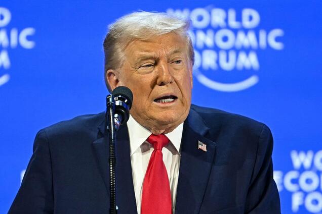 'Дав Україні $350 млрд': Трамп у Давосі переплутав Обаму з Байденом. Відео