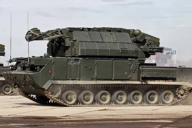 В Беларуси на нефтебазе возле границы с Украиной установили российскую систему ПВО. Спутниковые фото