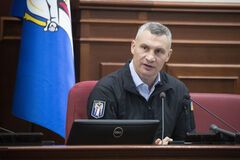 У Києві відновили подачу тепла у 2500 будинків: Кличко сказав, скільки ще залишилось