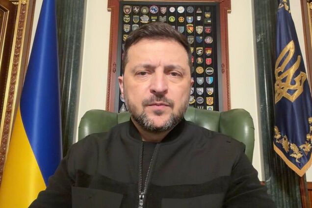 'По всей стране задействованы ремонтные и аварийные бригады': Зеленский рассказал о ситуации в Украине после российского обстрела. Видео