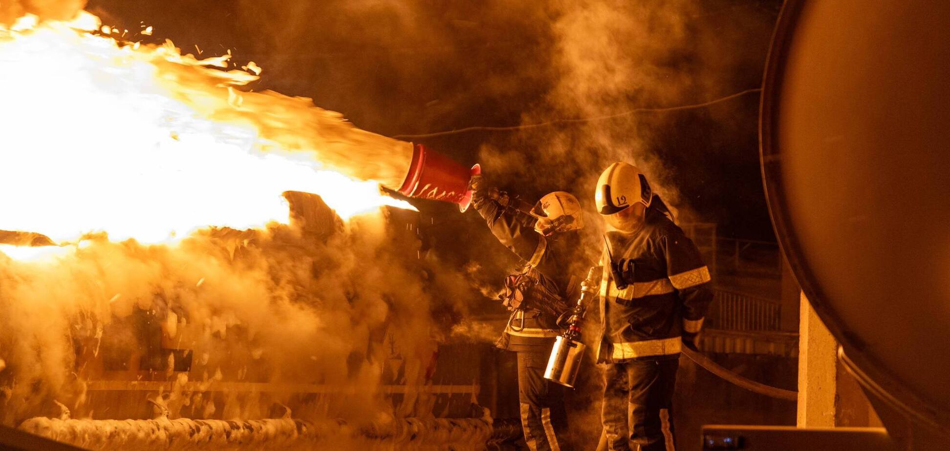 Захватчики устроили комбинированную атаку на Киев и область: есть жертва и раненые, изменено движение метро. Все подробности и фото