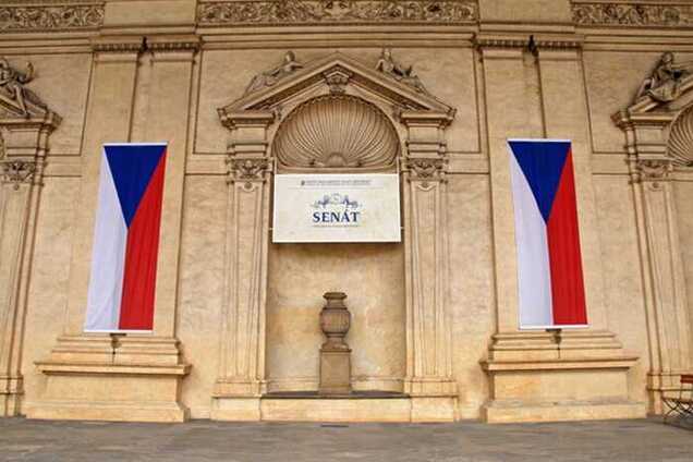 'Однозначно підтримуємо Україну': сенат Чехії схвалив резолюцію на противагу скандальним заявам спікера Окамури