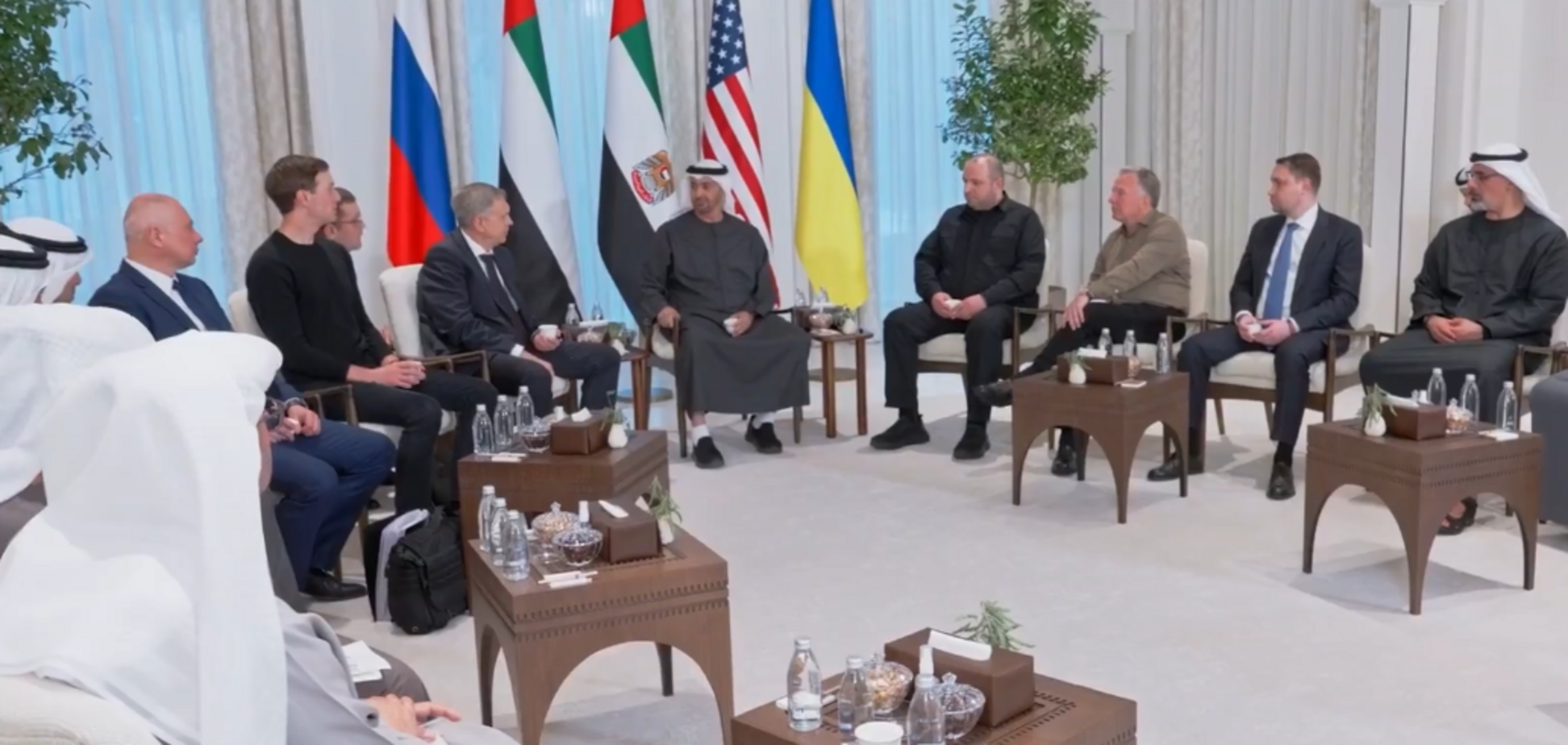 Абу-Даби – это не о переговорах, ведь россияне продолжают 'валять ваньку'. Есть только одна возможность 'переключить' Путина о прекращении войны. Интервью с Огрызко