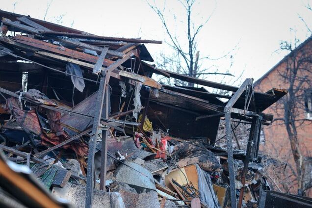 Ворог атакував Харків дронами: сталося влучання в приватний житловий будинок