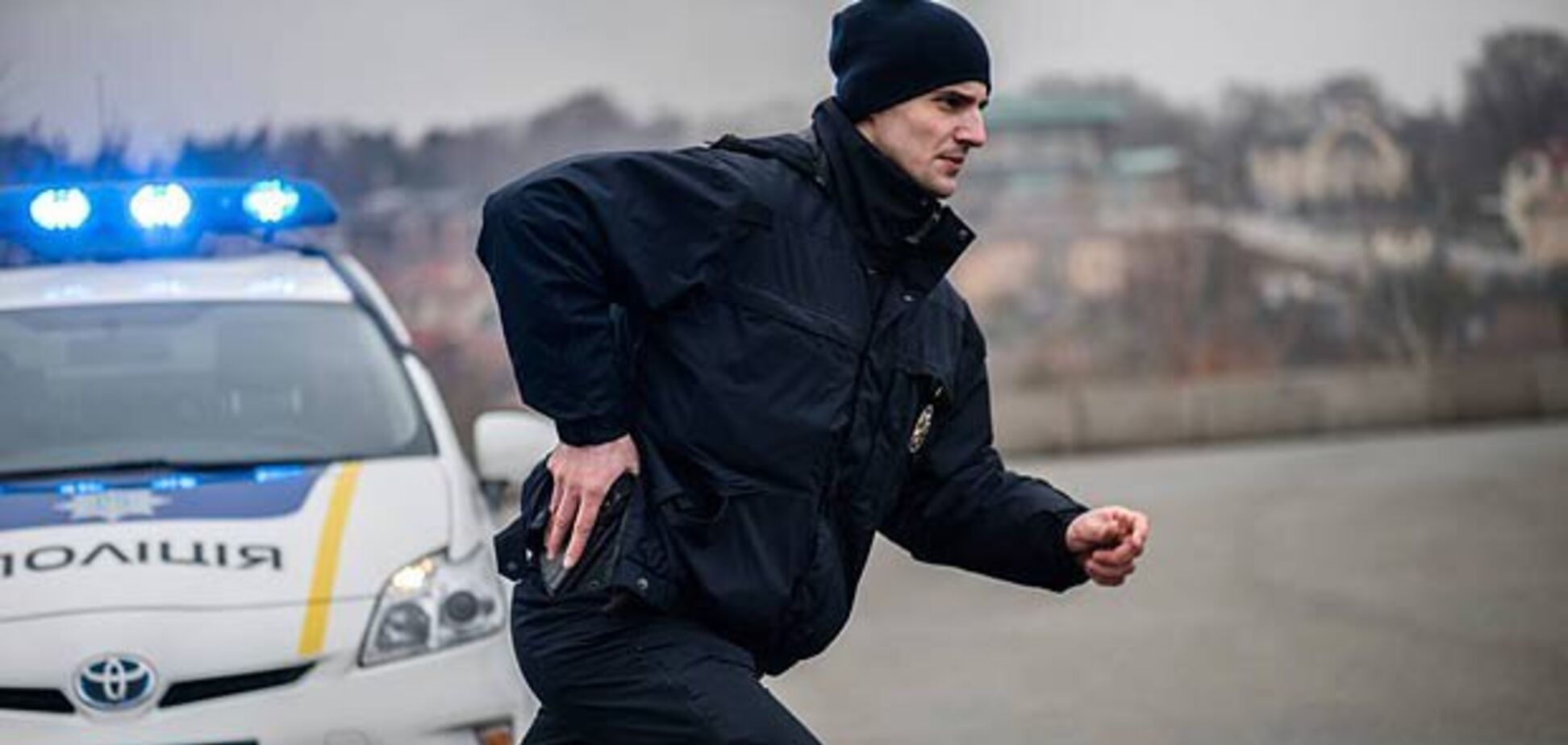 На Киевщине мужчина угрожал людям гранатой, полиция открыла огонь на поражение: все подробности