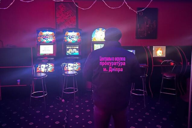 В Днепре закрыли незаконное игорное заведение