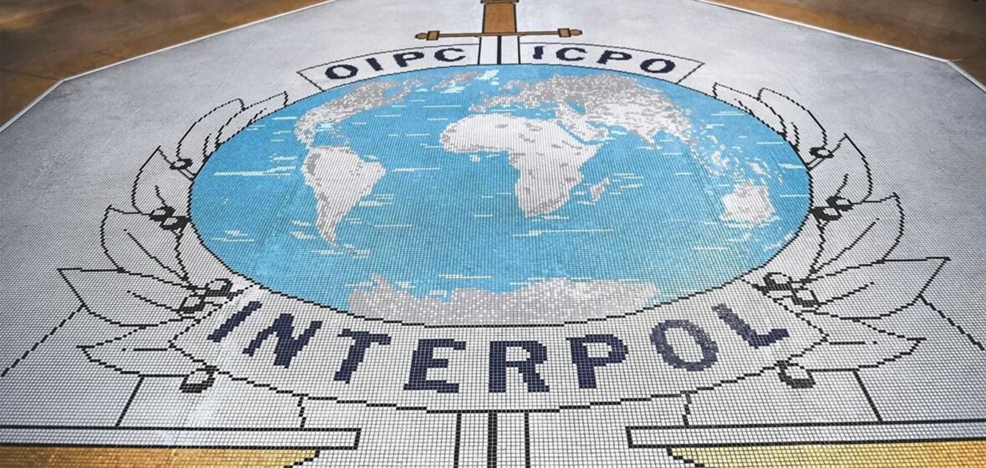 Охотится на критиков режима: Россия злоупотребляет механизмами Интерпола для преследования людей за рубежом – BBC