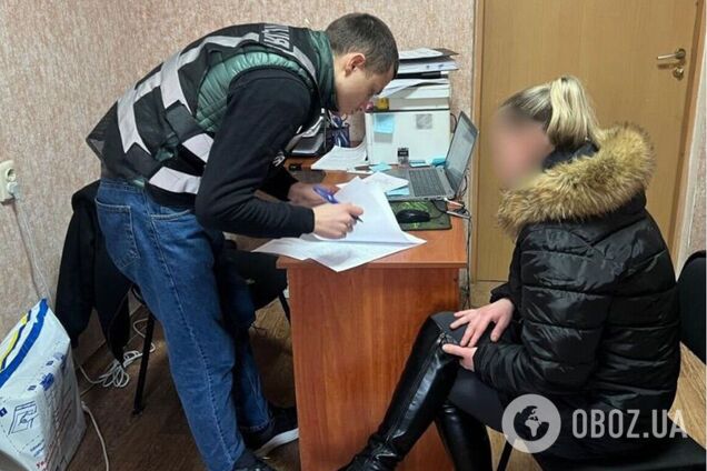 В Киеве мать в 'воспитательных целях' пытала 9-летнего сына и заставляла спать без одежды в туалете. Подробности дела