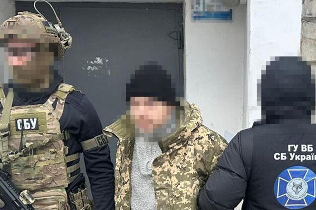 СБУ задержала диверсанта ФСБ, который помогал врагу уничтожать объекты Сил обороны в Одесской области. Фото
