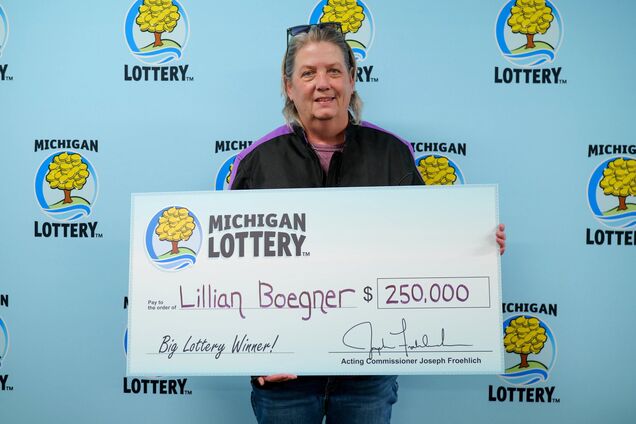 Лилиан Боегнер с ее выигрышем