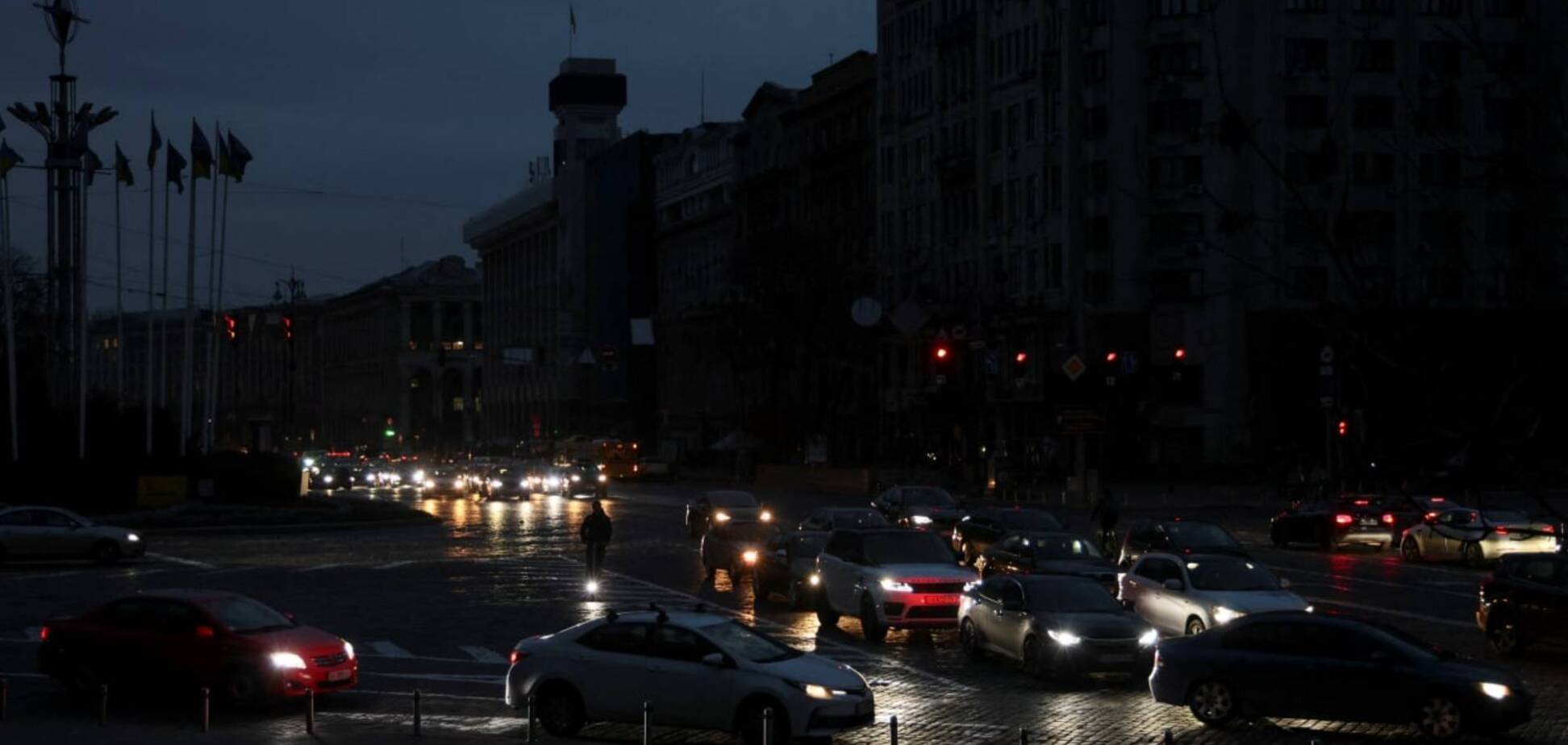 Киев с четверга переходит на временные графики подачи света: что нужно знать жителям столицы