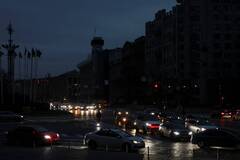Киев с четверга переходит на временные графики подачи света: что нужно знать жителям столицы