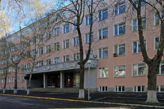 'Жодного разу не були на парах'. В одному з вишів України викладачі масово вступають на магістратуру: що відбувається