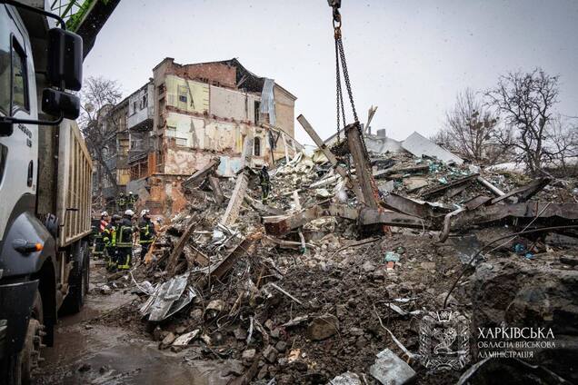 Пошкоджено понад 30 будинків і лікарню: останні фото з місця прильоту 'Іскандерів' у Харкові