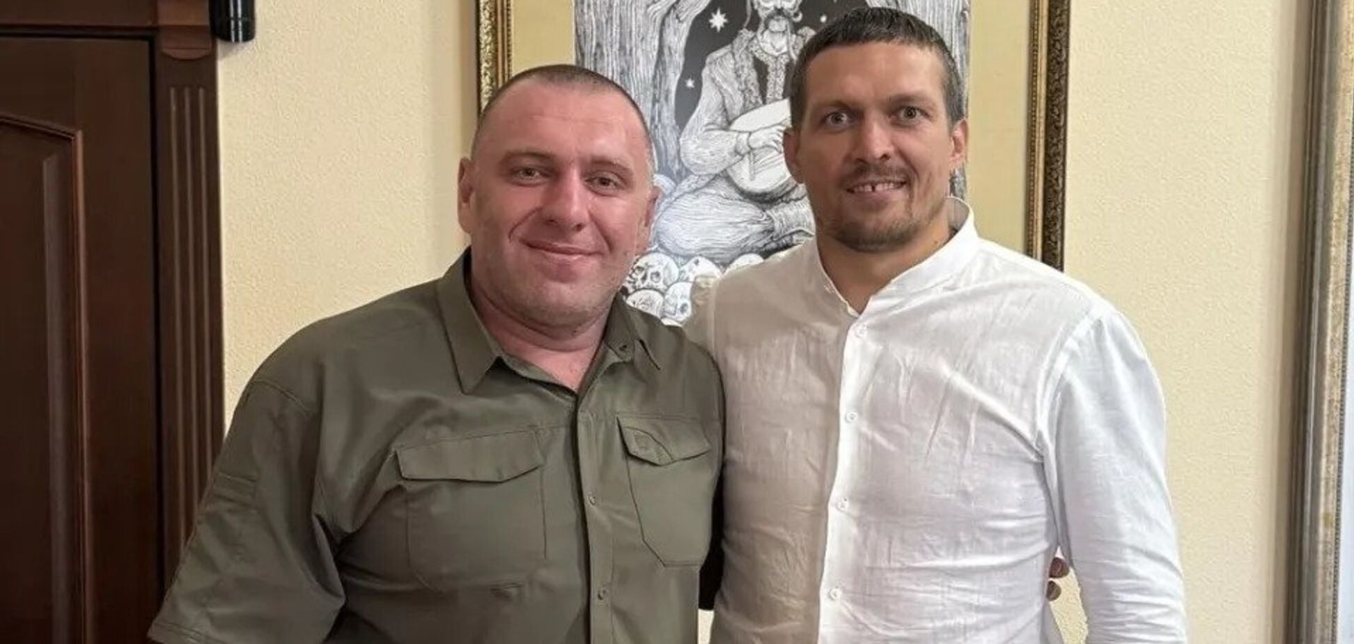 Усик показав своє ставлення до голови СБУ Малюка. Фотофакт