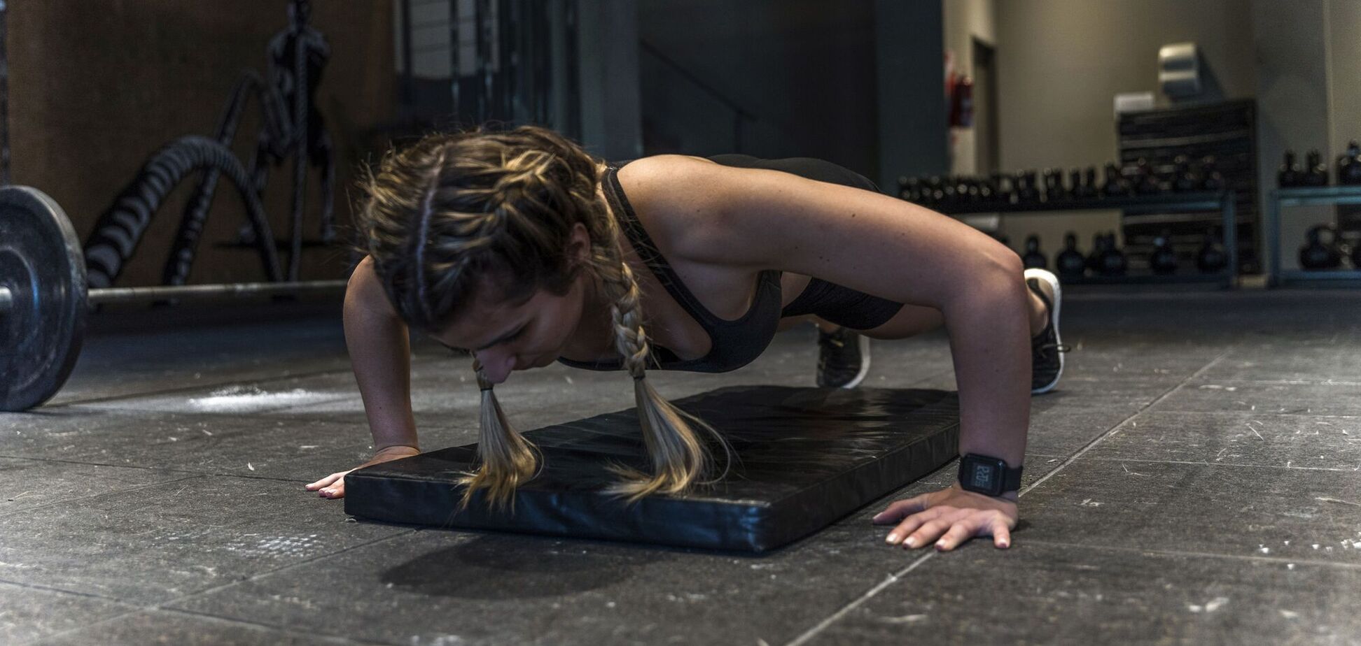 Тільки не кажіть 'віджиматися': яку помилку роблять майже всі