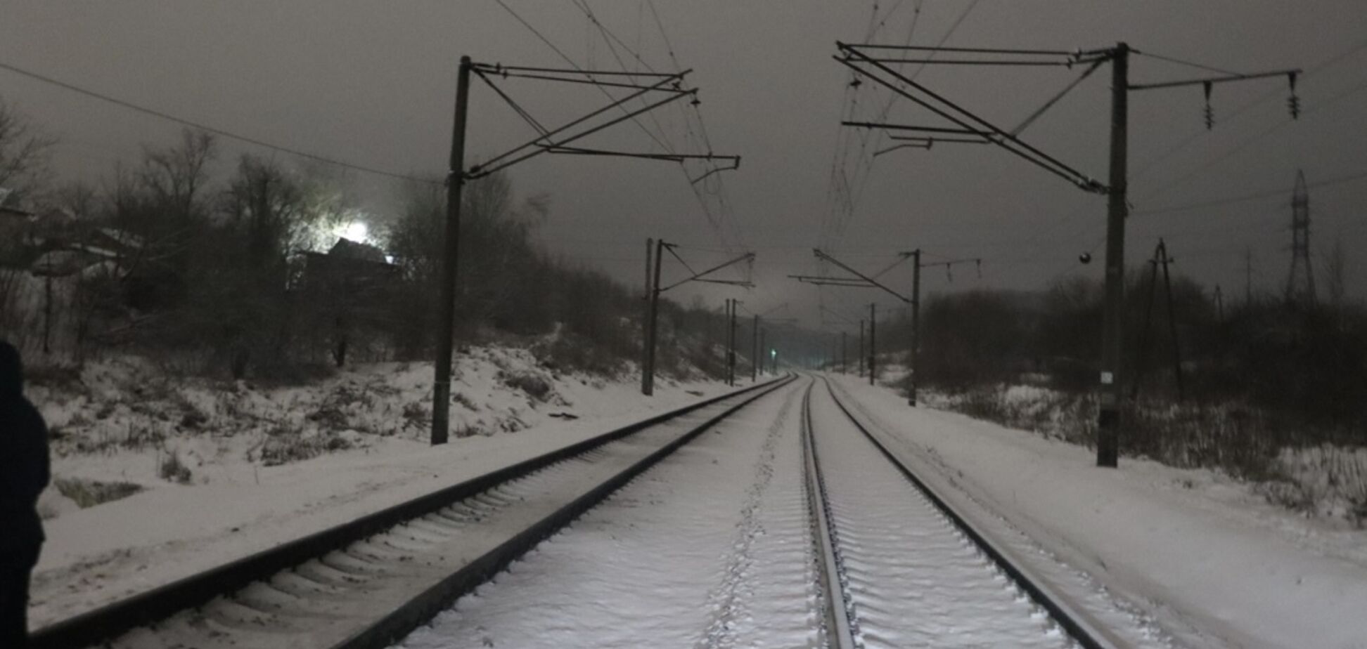 На Вінниччині під колесами потяга загинув 18-річний хлопець