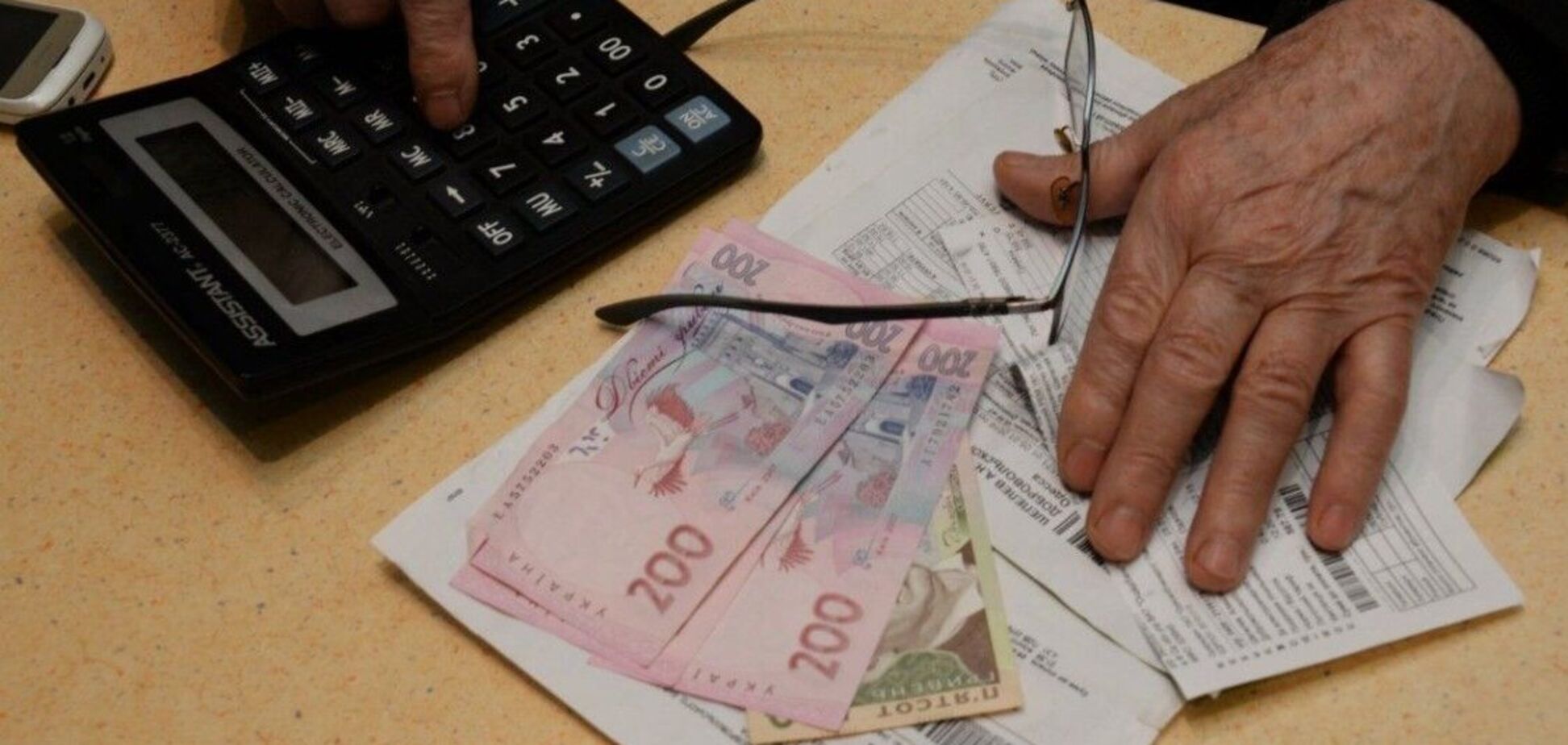 Зеленський розповів, чи платитимуть люди за опалення, якщо послуги не було