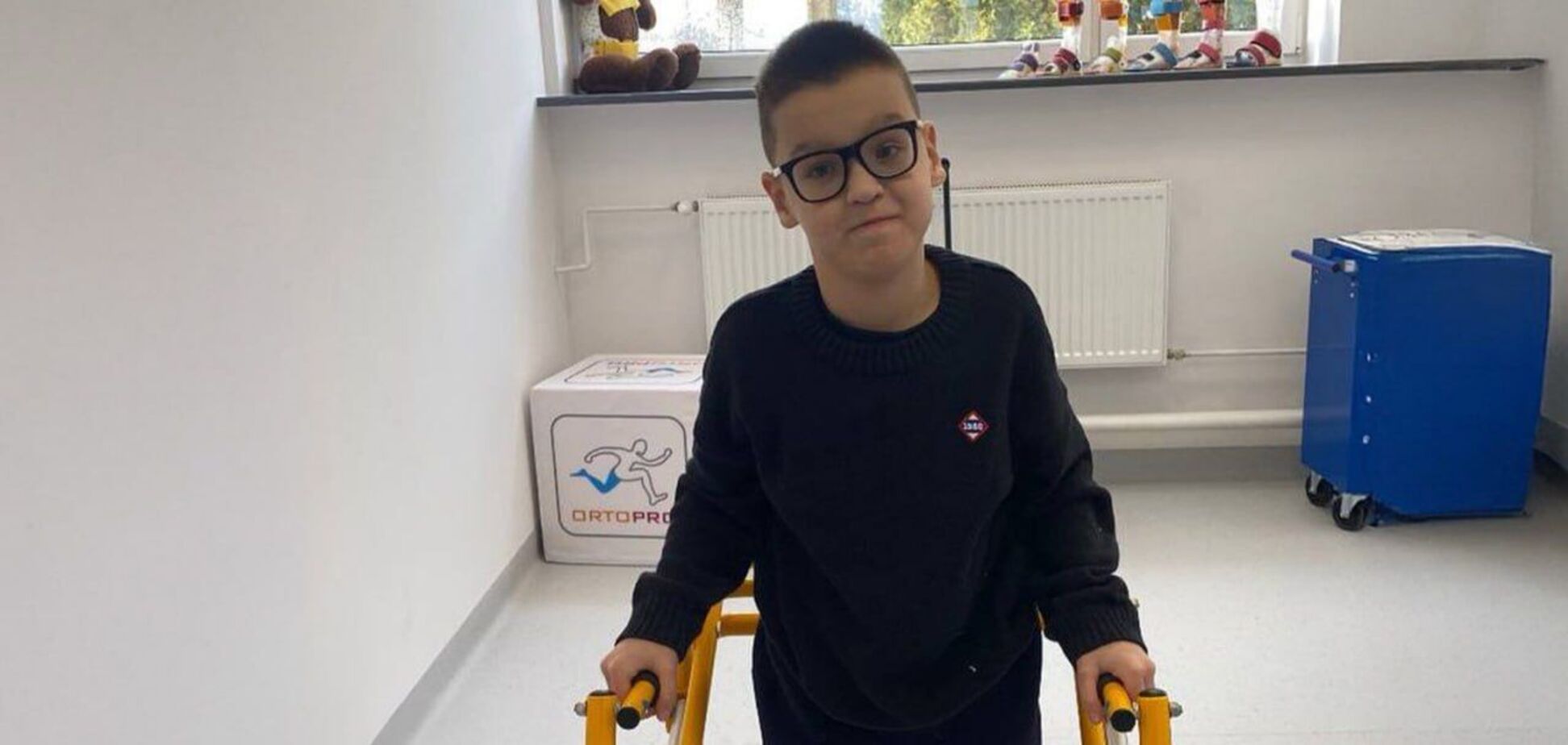 10-річний Кирило з Миколаєва отримав ортези та курс реабілітації у Польщі від Фонду Ріната Ахметова