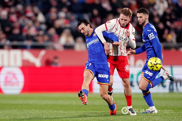 Футболист сборной Украины едва не 'убил' соперника в матче чемпионата Испании. Видео