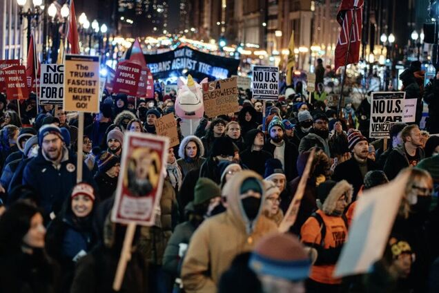 Протести і святкування: що відбувається на вулицях міст США після захоплення Мадуро