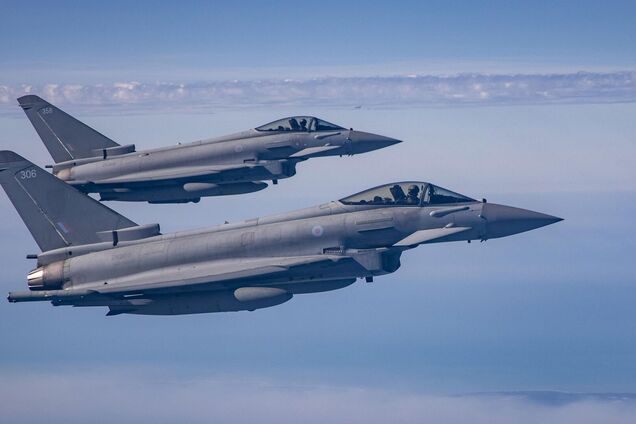 Винищувачі Британії та Франції атакували підземну базу ІДІЛ у Сирії: що відомо