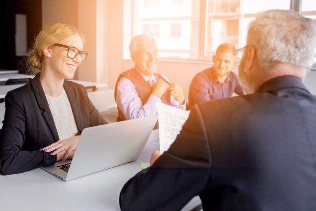 Иллюстрация - деловое совещание