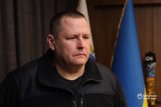 На дорогах – 300 тонн масла, движение будет парализовано несколько суток: Филатов о последствиях атаки РФ на Днепр